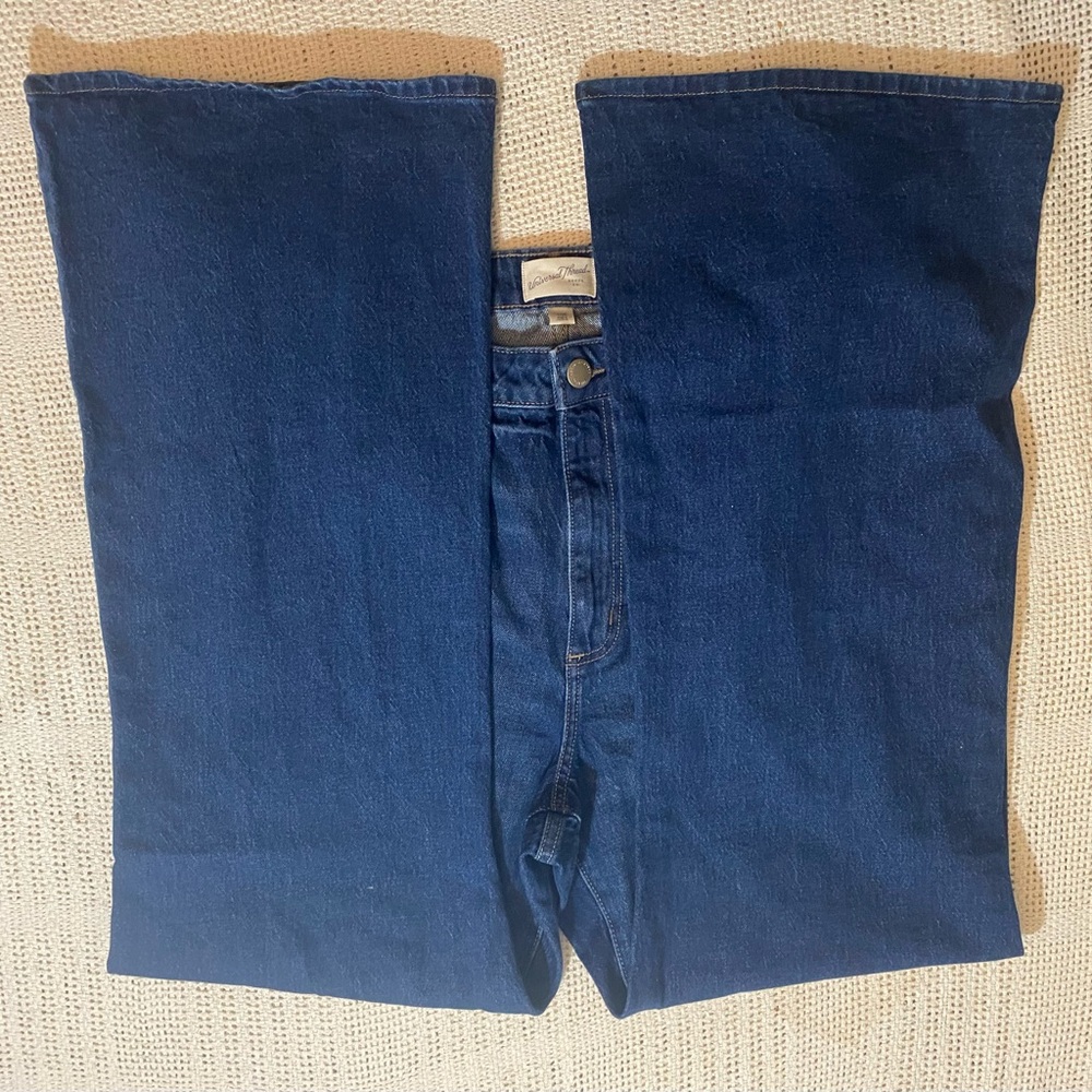 Women's High-Rise Flare Jeans - Universal Thread Medium Wash Size 17 - Picture 6 of 7